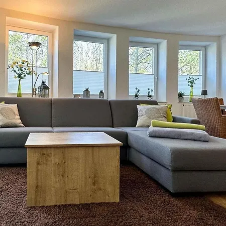 Ferienwohnung-303-hohe-lith-ganz-nah-am-meer-inkl-strandkorb *