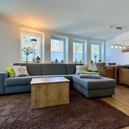 Ferienwohnung-303-hohe-lith-ganz-nah-am-meer-inkl-strandkorb Apartment *