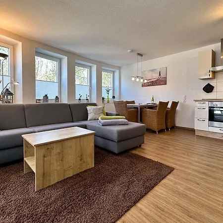 Ferienwohnung-303-hohe-lith-ganz-nah-am-meer-inkl-strandkorb *